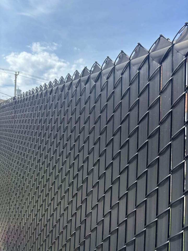 Clôture maille de chaîne durable Montréal